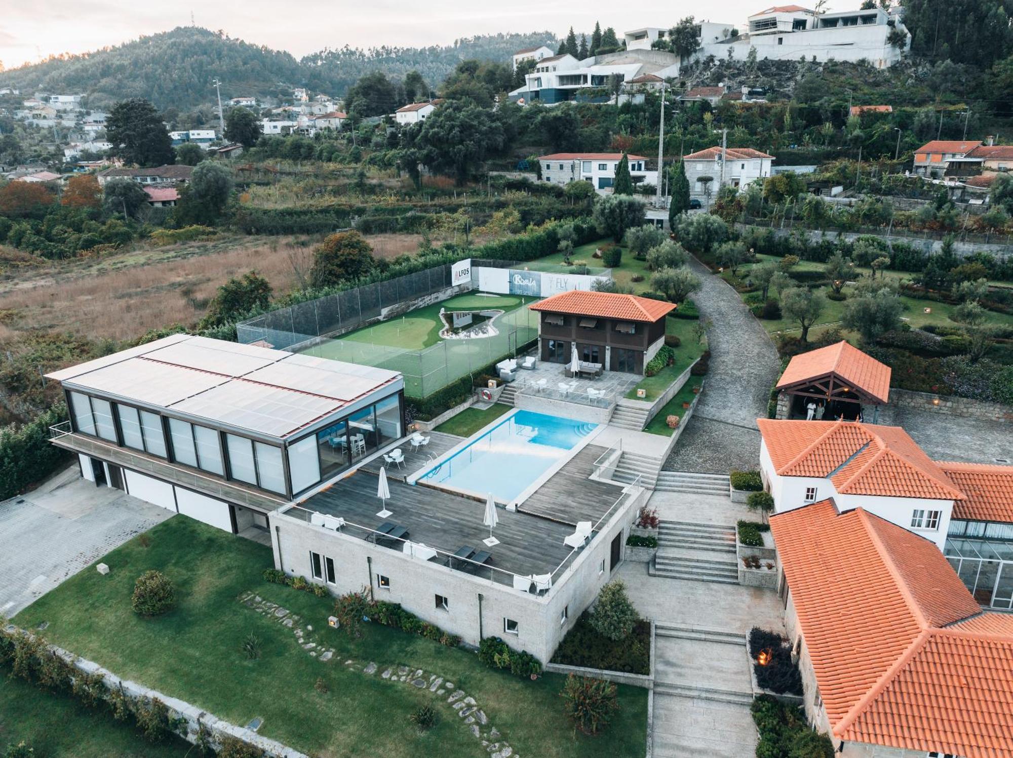 Villa Quinta Da Eira Do Sol Guimarães Exterior foto