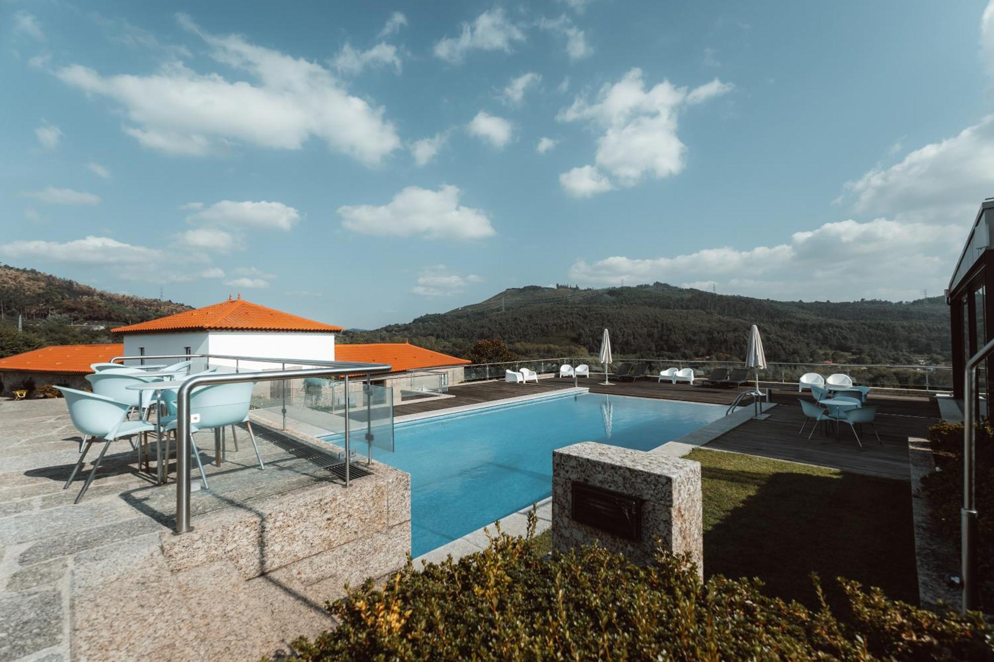 Villa Quinta Da Eira Do Sol Guimarães Exterior foto